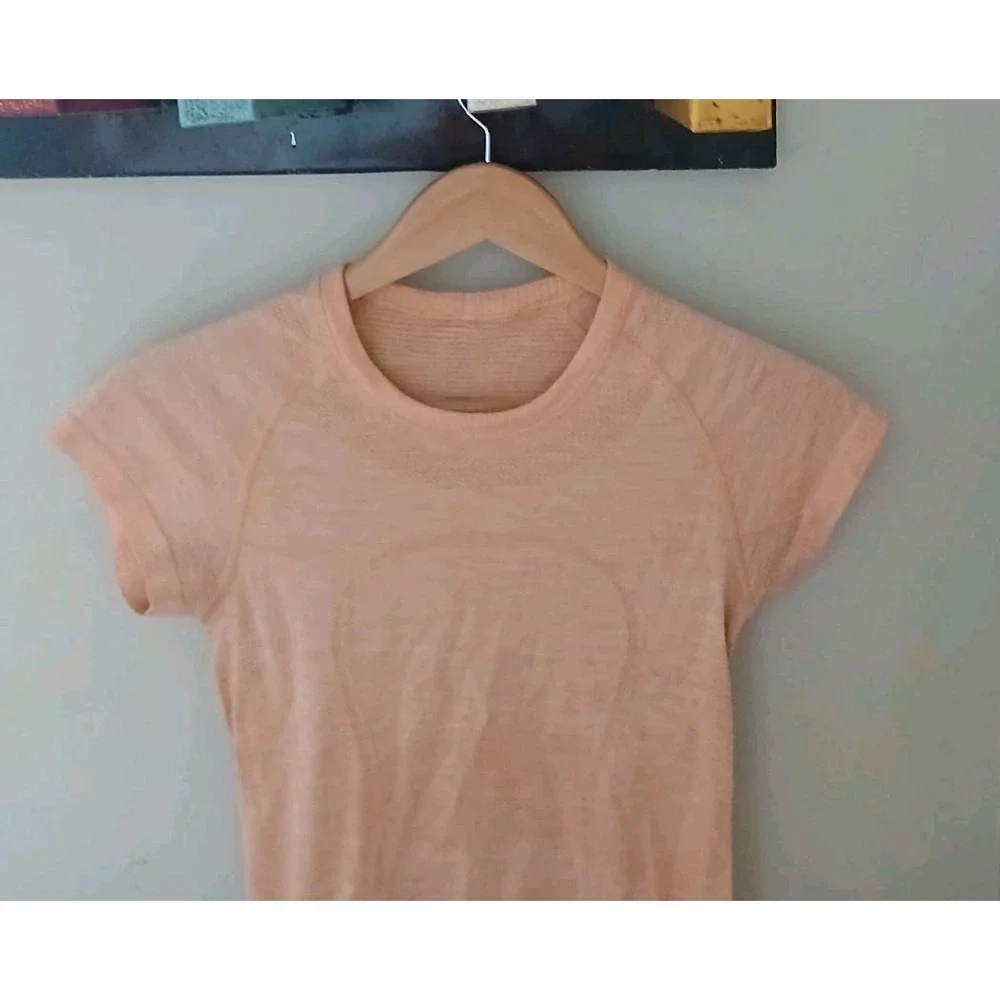 Lululemon Short Sleeve Swiftly Top